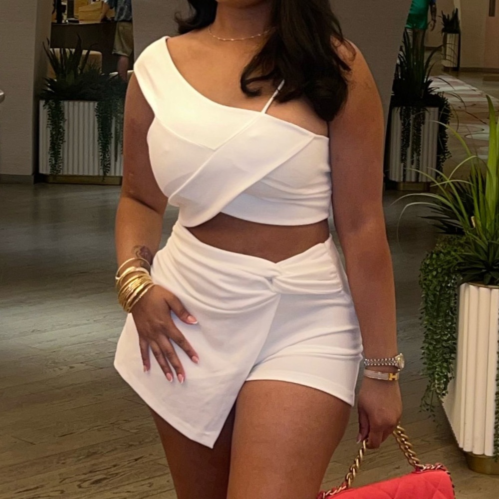 Zara two piece white